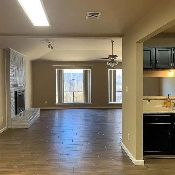 16719 Sky Blue Ln — Photo 6