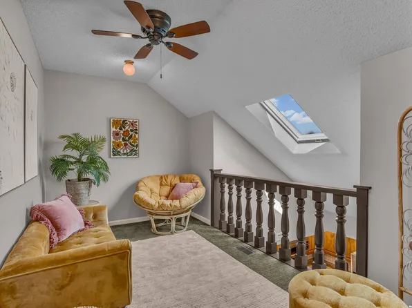 3403 Seminole Dr, Lawrence, KS 66047