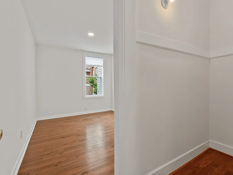 707 Quincy St NW — Photo 21