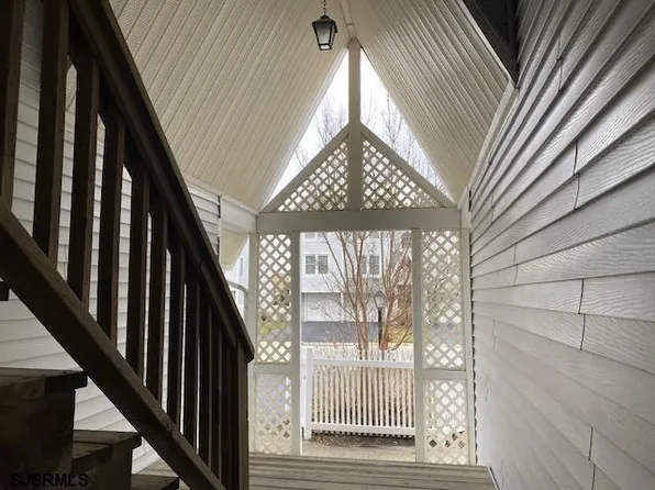 155 S 40th St #155, Brigantine, NJ 08203