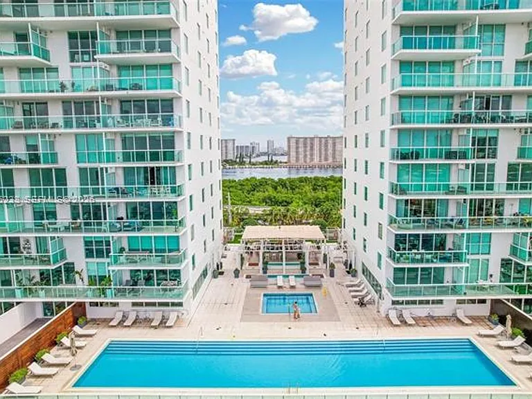400 Sunny Isles Blvd #1708 — Photo 44