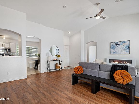 4th image of 16131 W MARICOPA Street