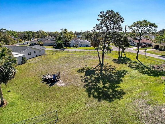 4th image of INDIES DRIVE LOT 263