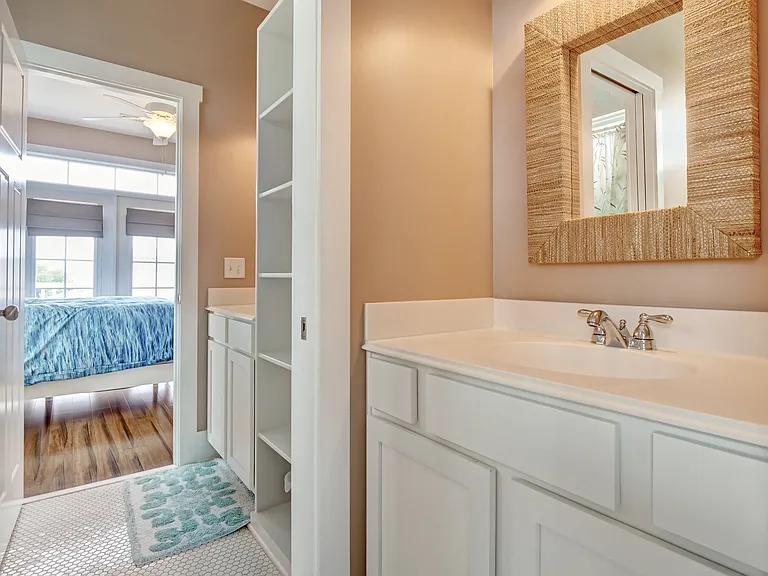 Jack and Jill bathroom between Guest Bedroom #1 and 2