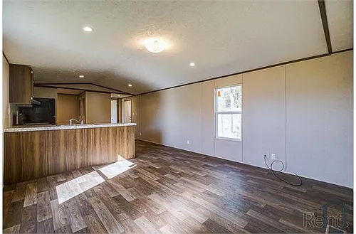 7 Oakwood Dr Photo 1