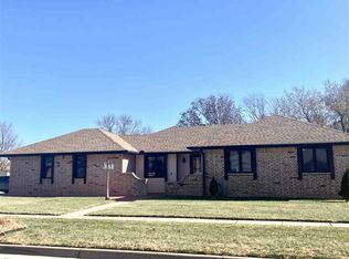 1650 N Mesa St, Wichita, KS 67212