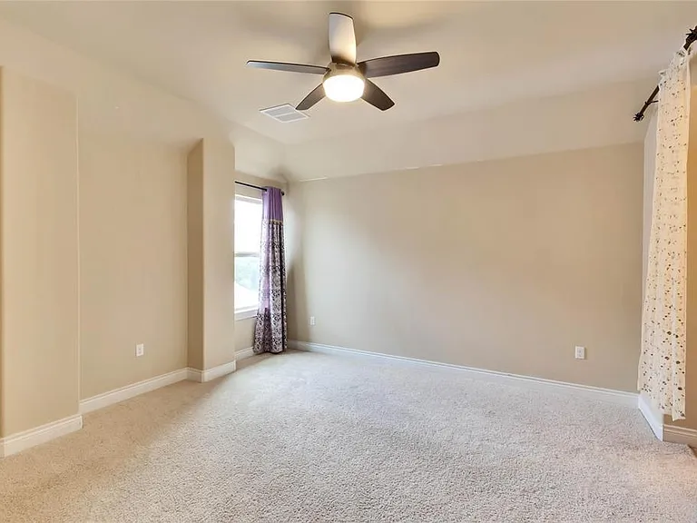 15012 Iveans Way — Photo 27
