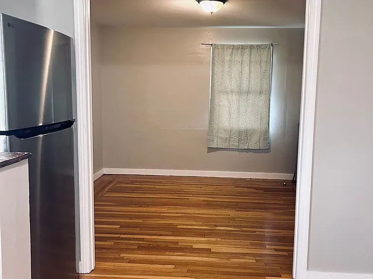 1028 N Shore Rd — Photo 11