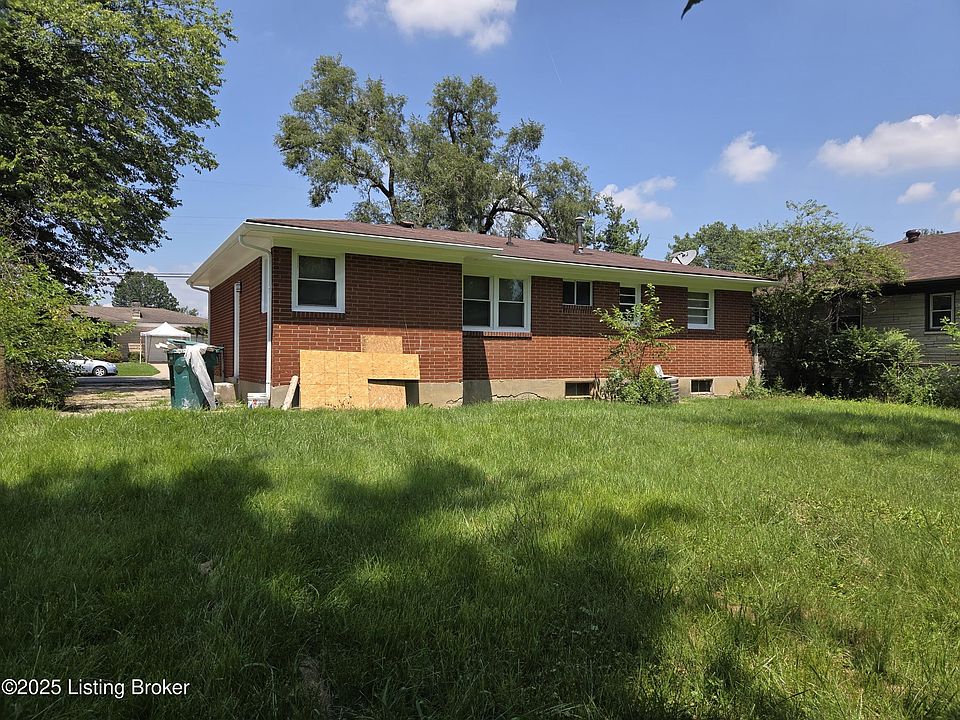 7801 Mango Dr, Louisville, KY 40258 | MLS #1695275 | Zillow