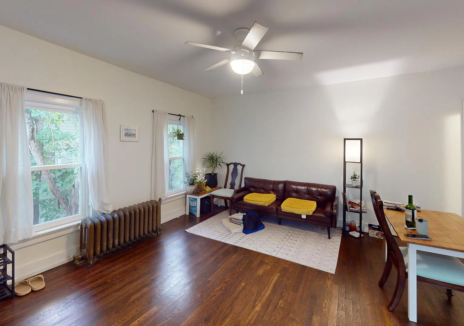 2 bed, $1,350 — Photo 1