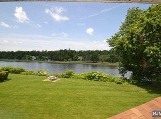 163 N Maple Ave #4163, Park Ridge, NJ 07656