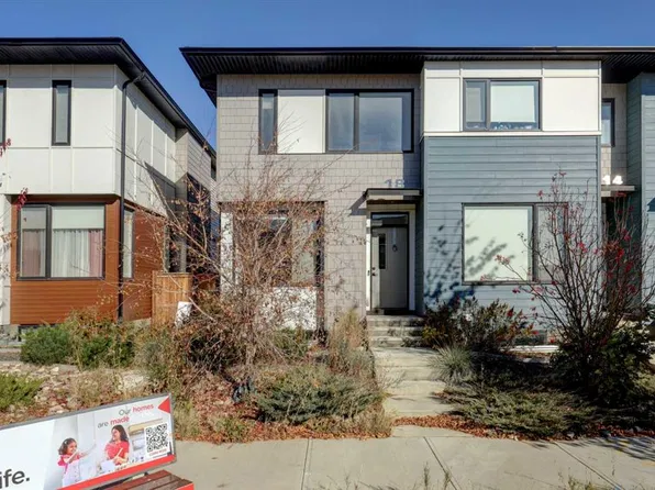 18 S Homestead Blvd NE, Calgary, AB T3J 2H1