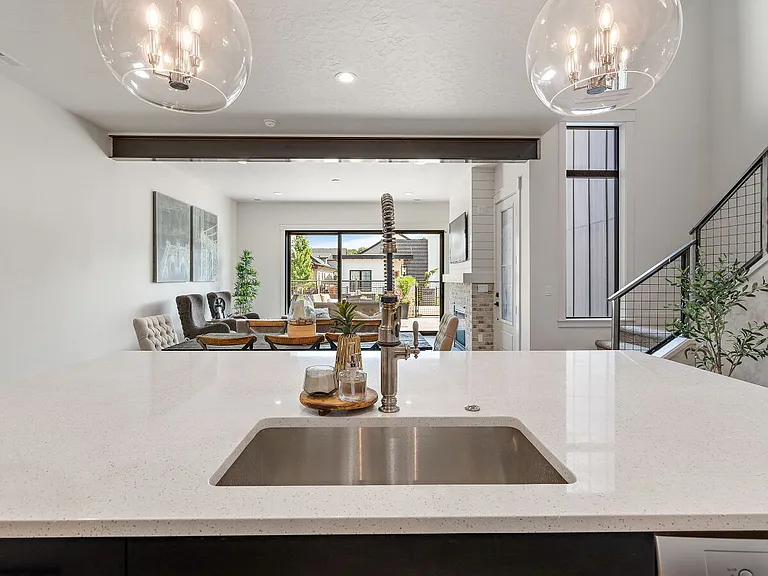 2510 W Iron Coop St #1 — Photo 14