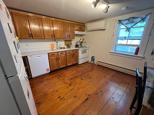 30 Grant Ave #3 Photo 1