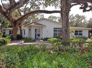 526 Eugenia Rd, Vero Beach, FL 32963