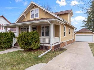 611 Mound St, Baraboo, WI 53913