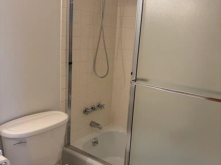 14567 Madison Ave #513 — Photo 25