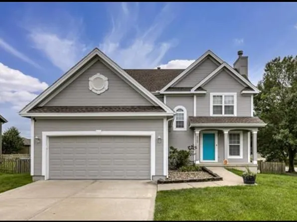 8903 NE 116th St, Kansas City, MO 64157