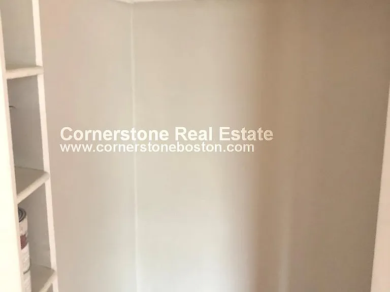 52 Charlesgate E #173 — Photo 4