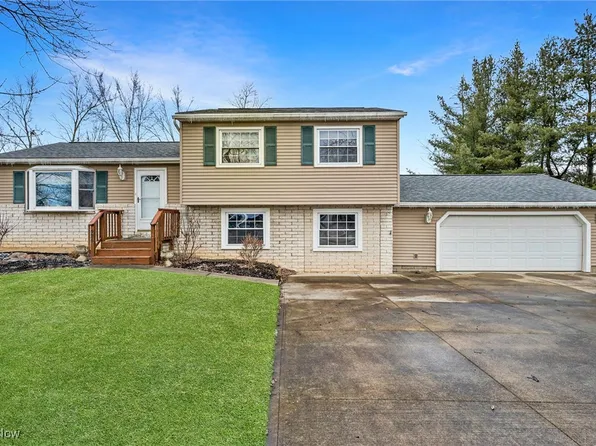 926 Gaynelle Ave, Streetsboro, OH 44241