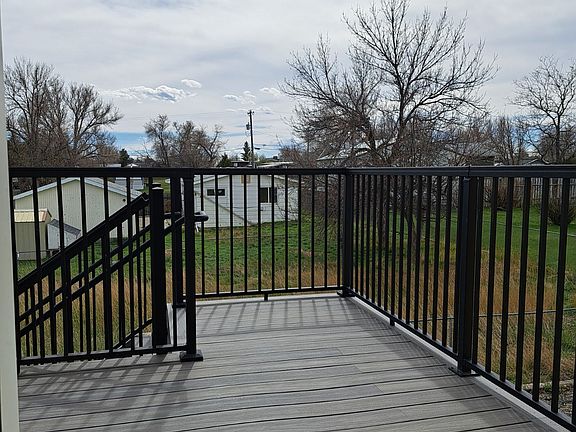 5th image of 418 Roxy Ln #4