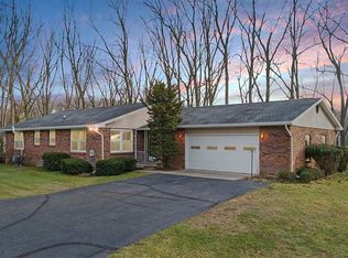 1755 S Sandstone Rd, Jackson, MI 49201