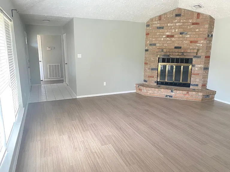 16222 Summer Dew Ln — Photo 5