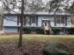141 Cobb Rd, Milford, PA 18337