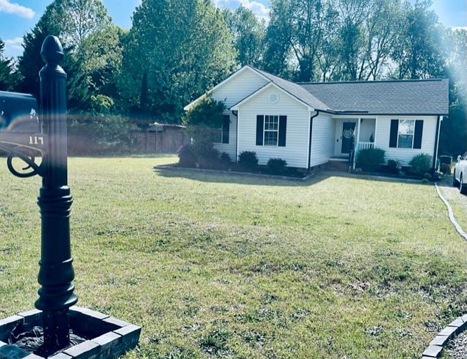 2nd image of 117 Montesino Dr