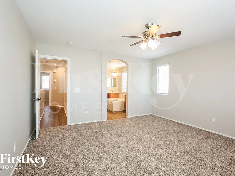 5830 Brimstone Dr — Photo 10