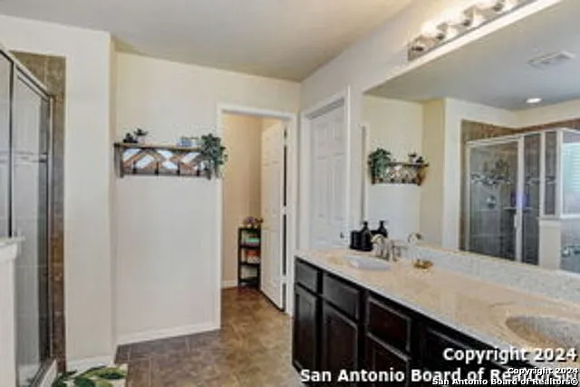 3929 Pease Park — Photo 15
