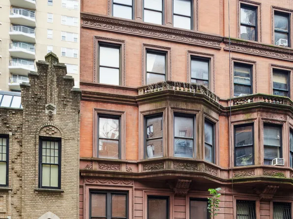 14 West 69th Street image 1 of 1