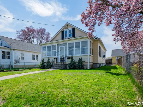 17 Layton Street, West Hartford, CT 06110