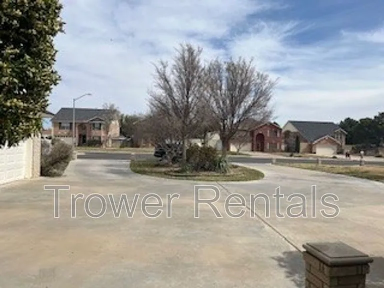 8104 San Antonio St — Photo 14