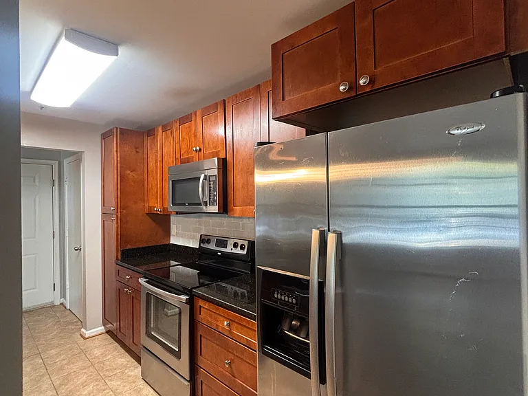 14201 Wolf Creek Pl #6 — Photo 28
