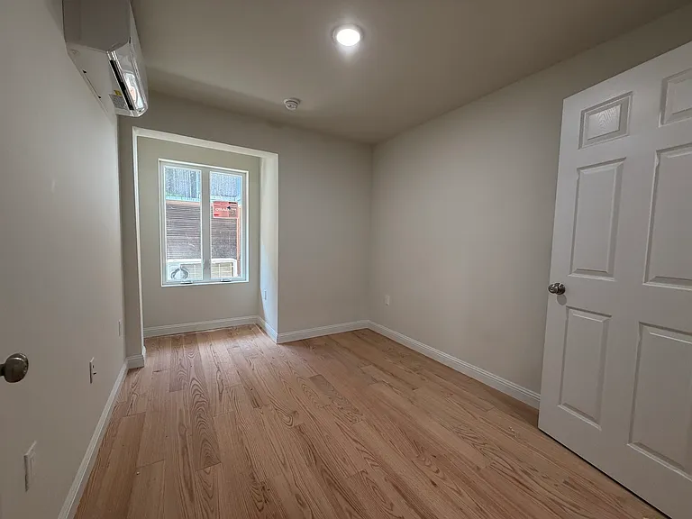 411 Fairmount Avenue — Photo 27