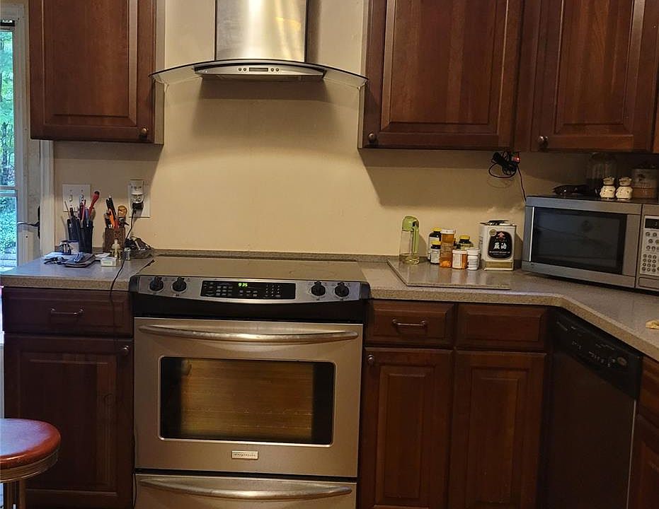 1st image of 3745 Windhaven Dr NW