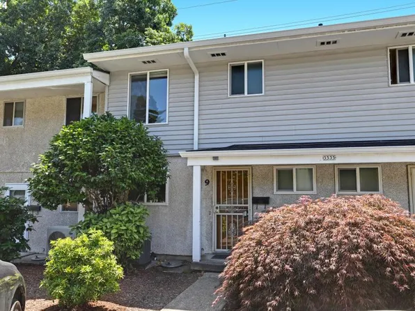 3535 SE Gladstone St APT 9, Portland, OR 97202