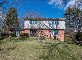 188 Kent Dr, Pittsburgh, PA 15241