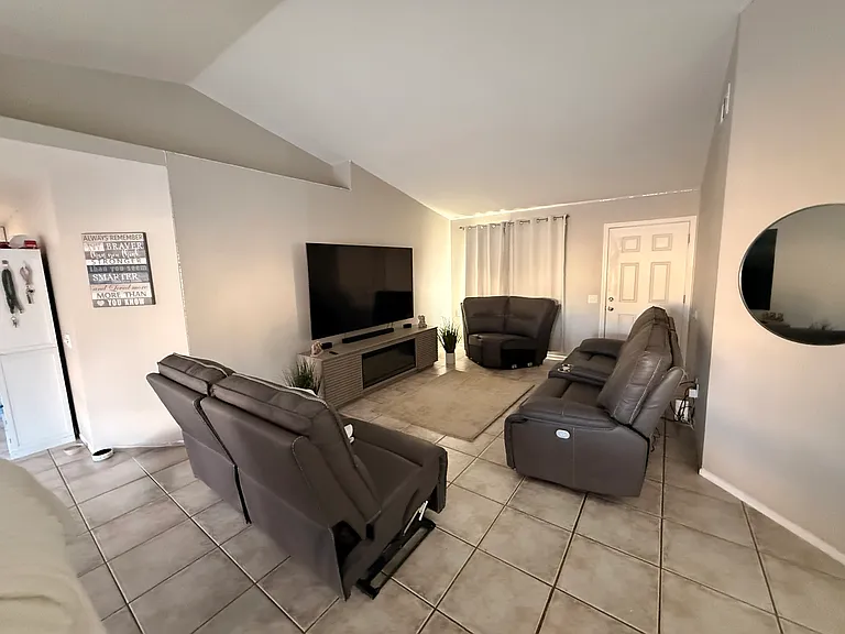 1769 N Central Dr — Photo 3