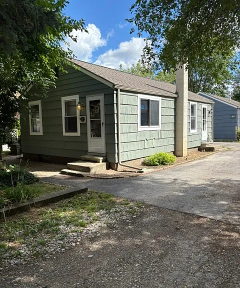 77 Longfellow Dr #77 — Photo 1