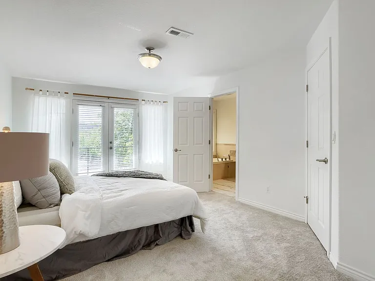 2250 N Washington St — Photo 13