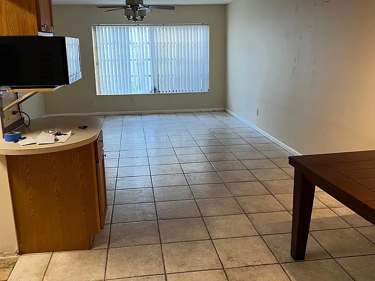 1320 N Dixie Hwy #3 — Photo 2