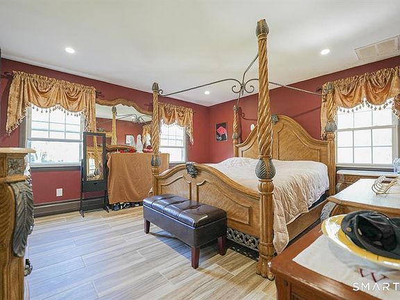 3rd image of 22 Standish Road