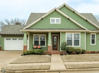 308 Turner Cir, Granbury, TX 76048