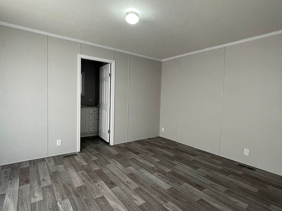 1st image of 825 1st Ave E #287
