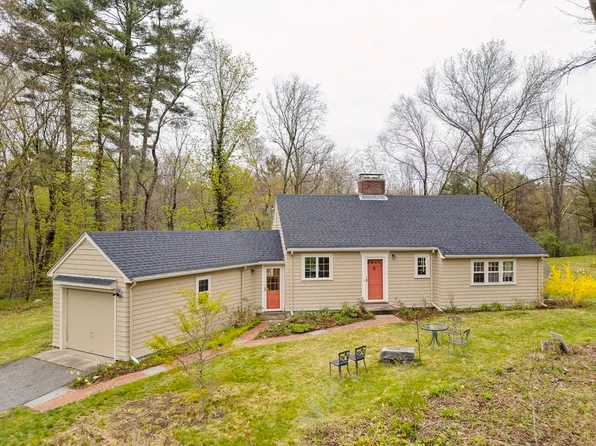 64 Trapelo Rd, Lincoln, MA 01773