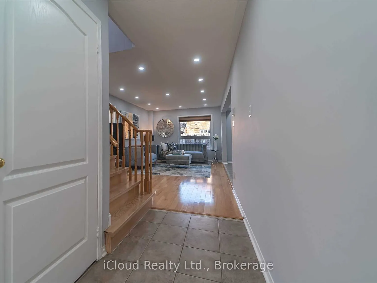 3 bed, $2,700 — Photo 3