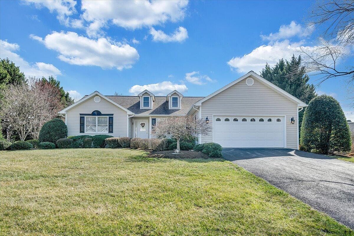 41 Queen Mothers Ct, Wirtz, VA 24184 Zillow