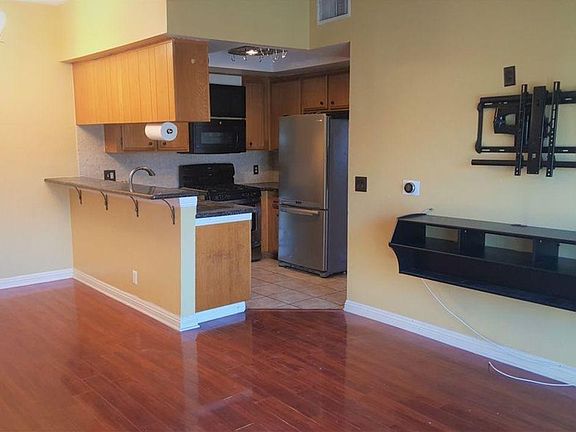 3rd image of 10943 Laurel Canyon Blvd Unit B18